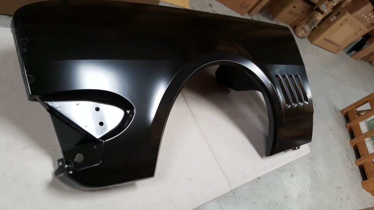Holden Monaro Hk Gts Front Fender Guard Holden