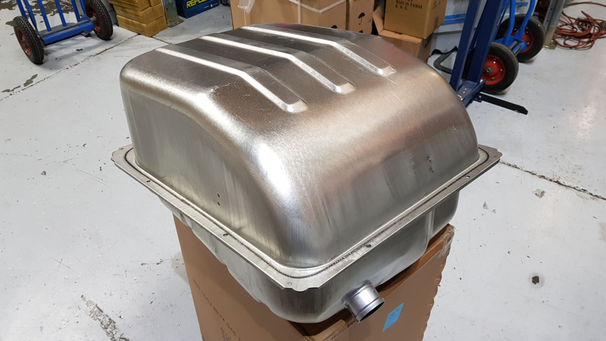 Holden LC LJ Torana XU1 Fuel tank Torana LC LJ Holden