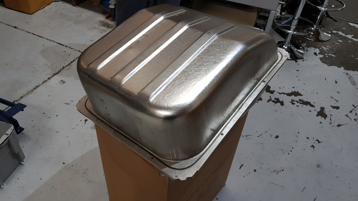 Torana fuel deals tank