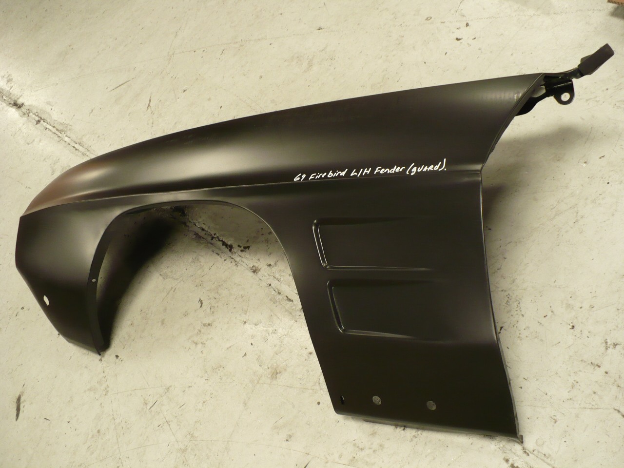 Pontiac Firebird 1969 Left Hand Fender / Guard