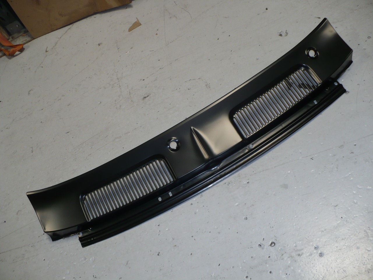Camaro 1967-1969 Cowl Vent Grille 