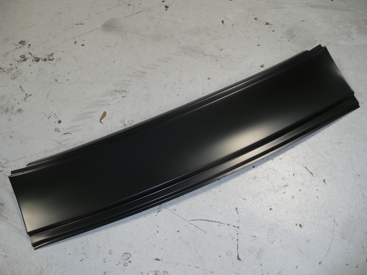Camaro Firebird 1967-1969 Coupe Deck Filler Panel 