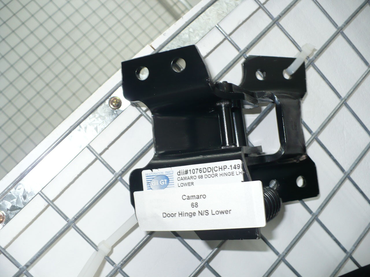 Camaro Firebird 1968 Door Hinge (UPPERS ONLY)