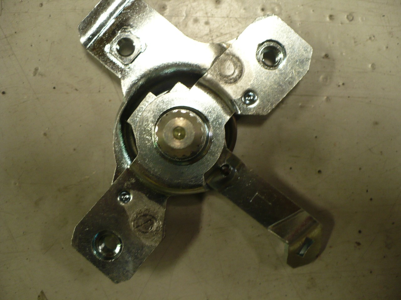 Camaro GTO 1968-1969 Door Handle Mechanism / Handle Relay L/H