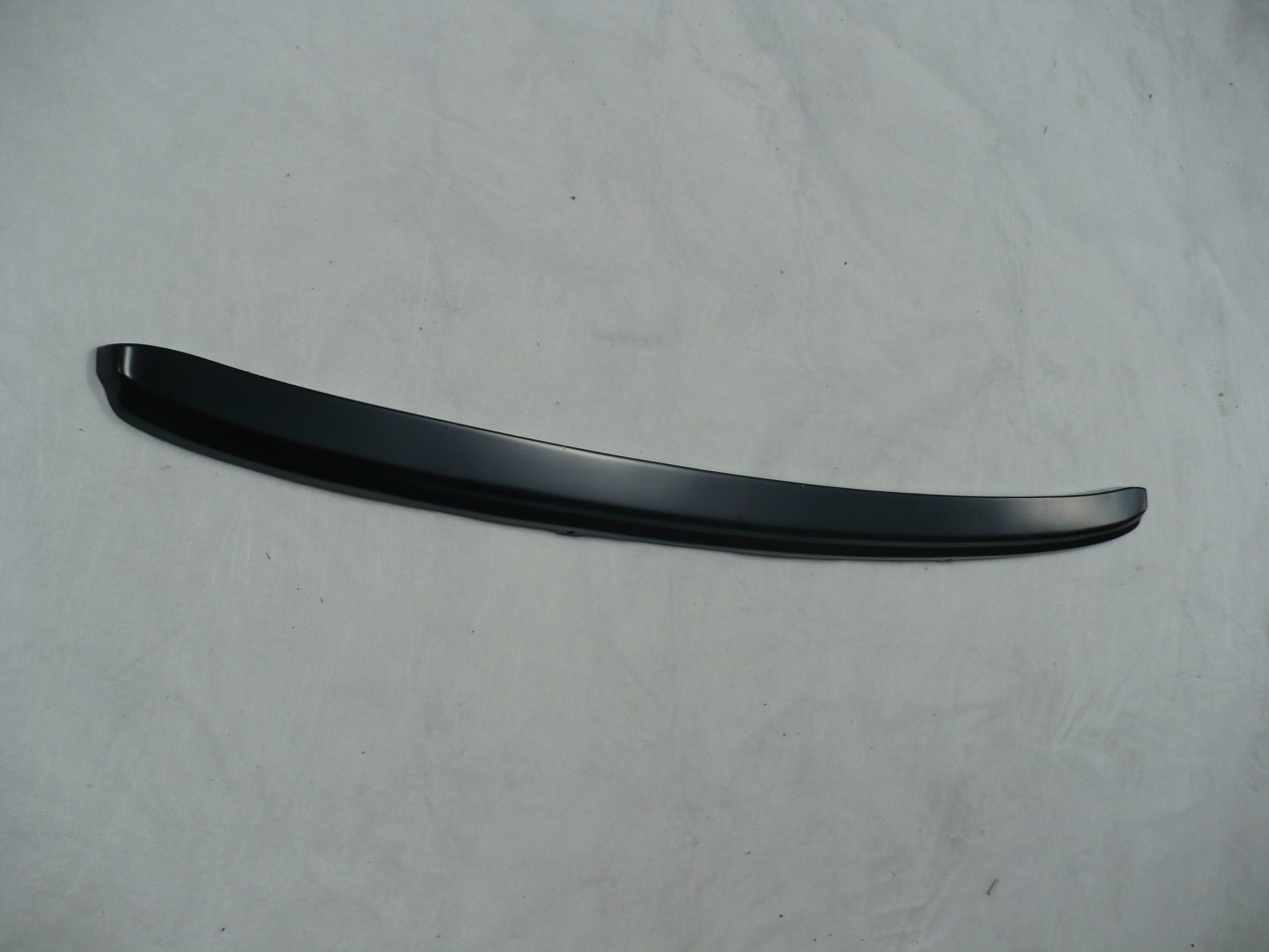 Chevy Pickup 1958-1959 Bumper Filler Panel