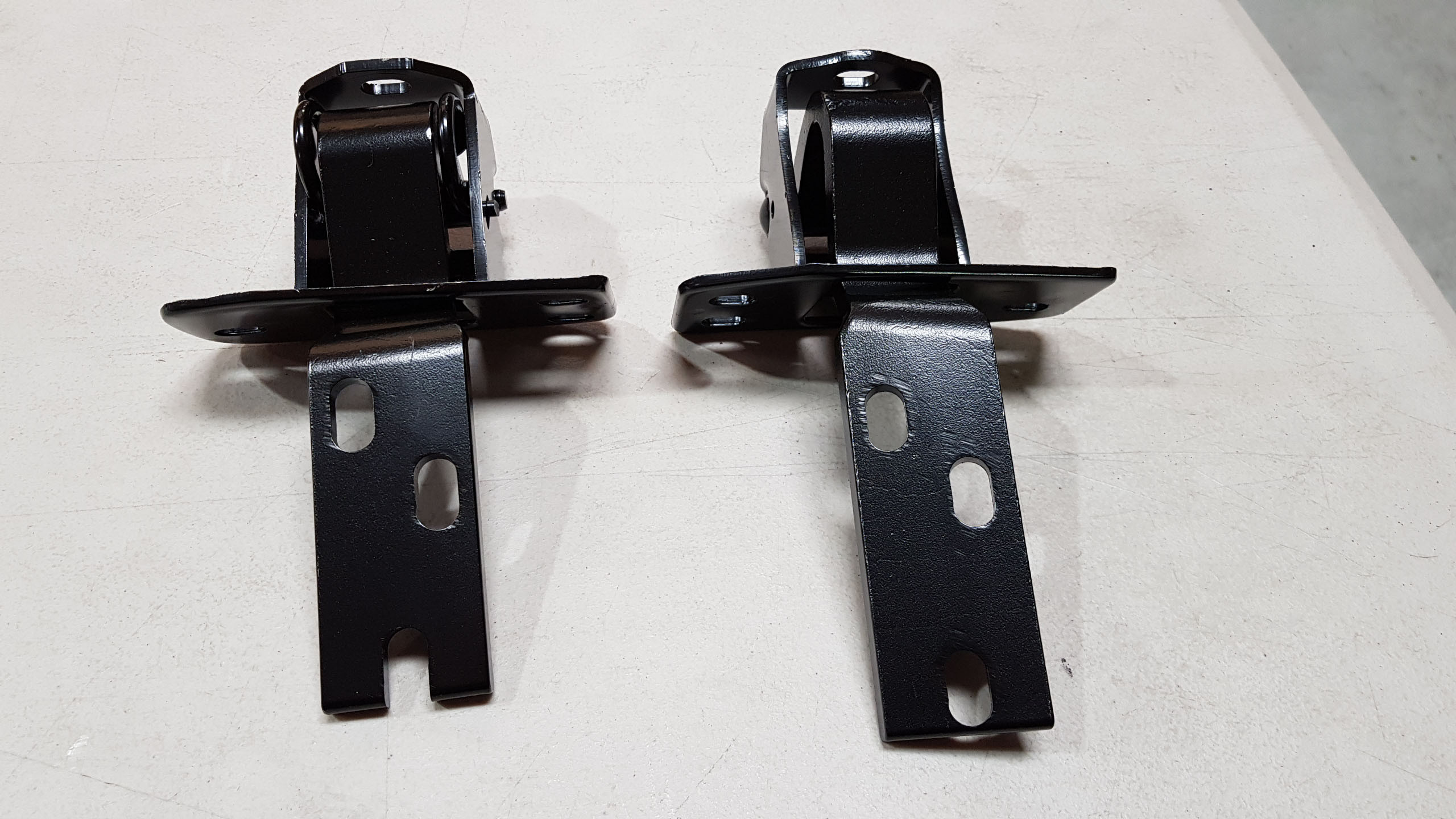 Chevy Pickup 1947-1954 Left Hand Door Hinges Lower + Upper Set 