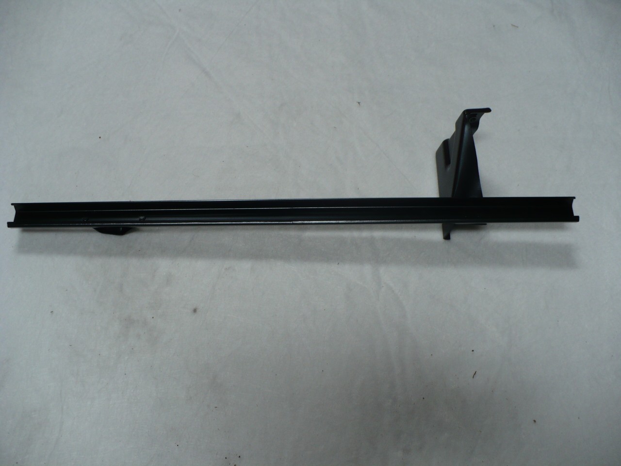 Chevy Pickup 1967-1972 Door Window Glass Rail