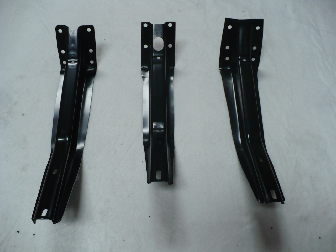Chevy Pickup 1947-1954 Left Hand Running Board Brackets 3pc