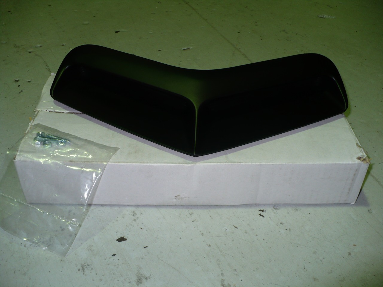 Pontiac GTO 65-67 Hood Louver