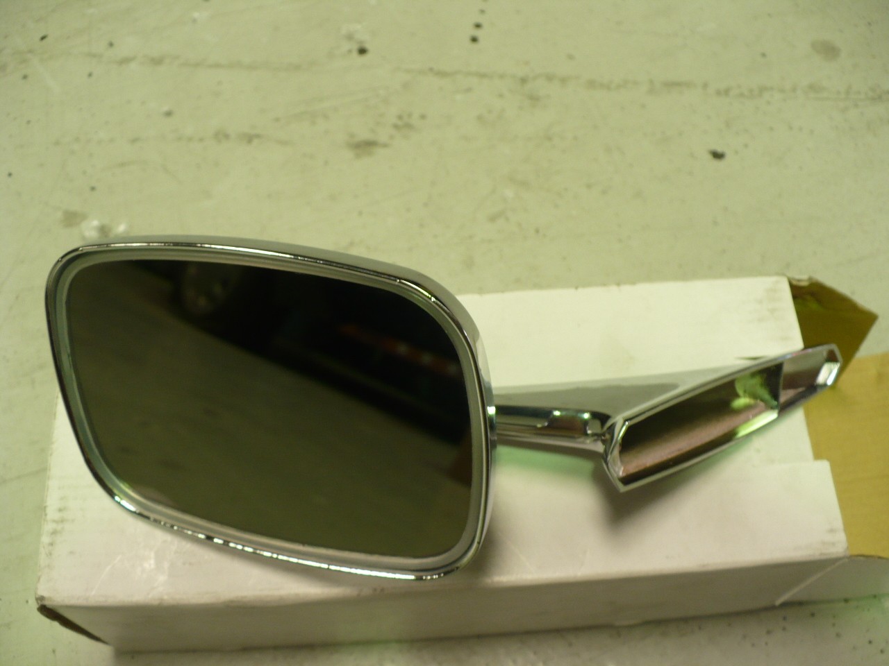 Pontiac GTO 69-72 Door Mirror