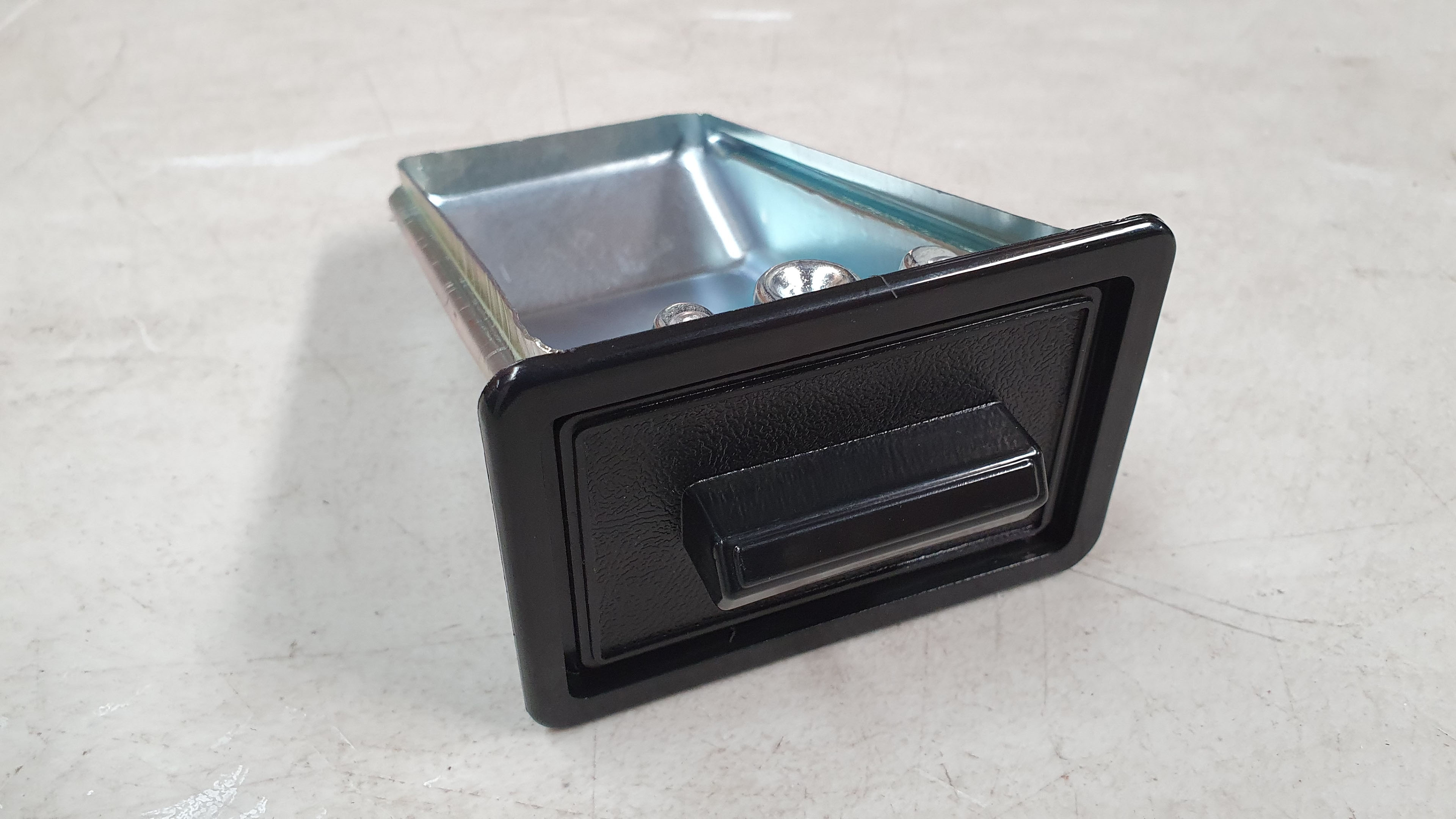 Ford Falcon XB Coupe Ash Tray