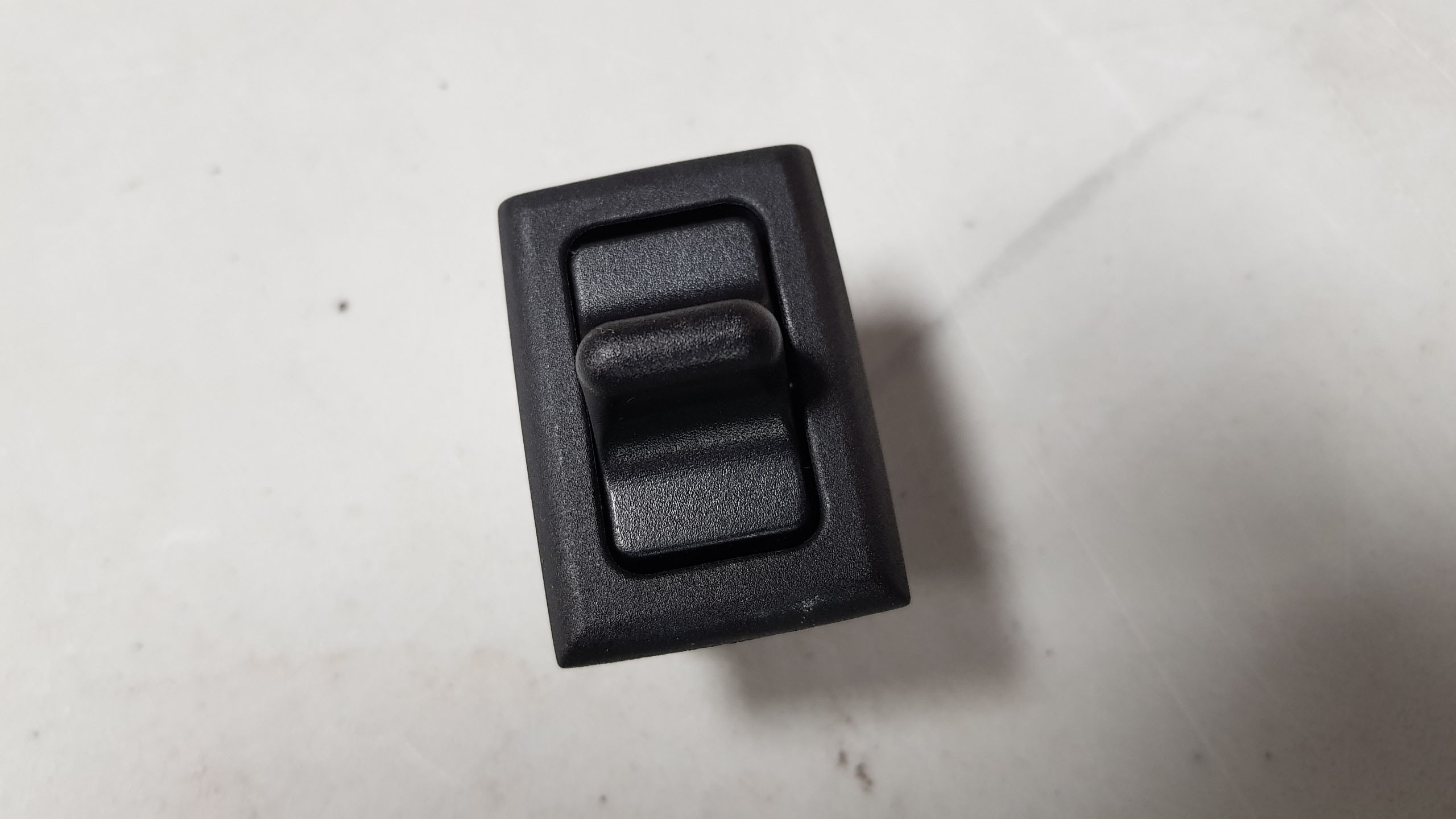 Porsche 911 (964) 1989-1994 Power Window Switch