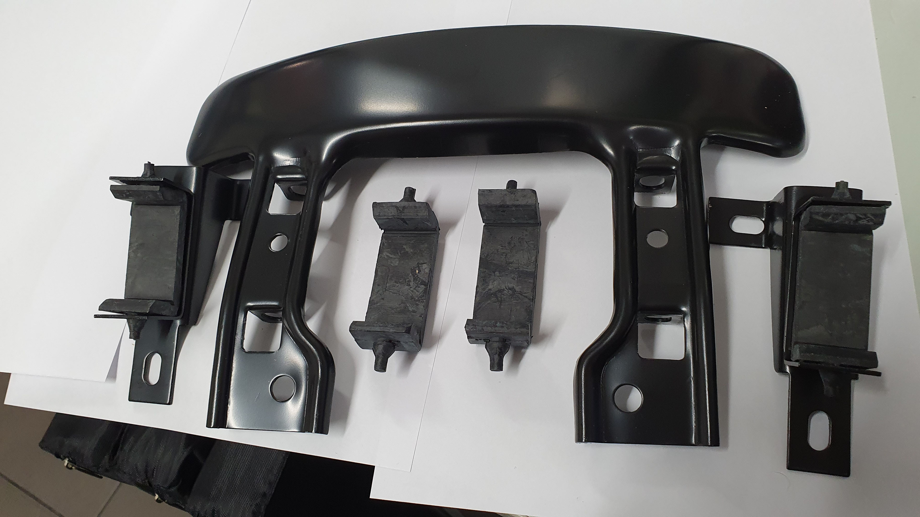 Ford Falcon XW-XY GT Radiator Bracket Kit