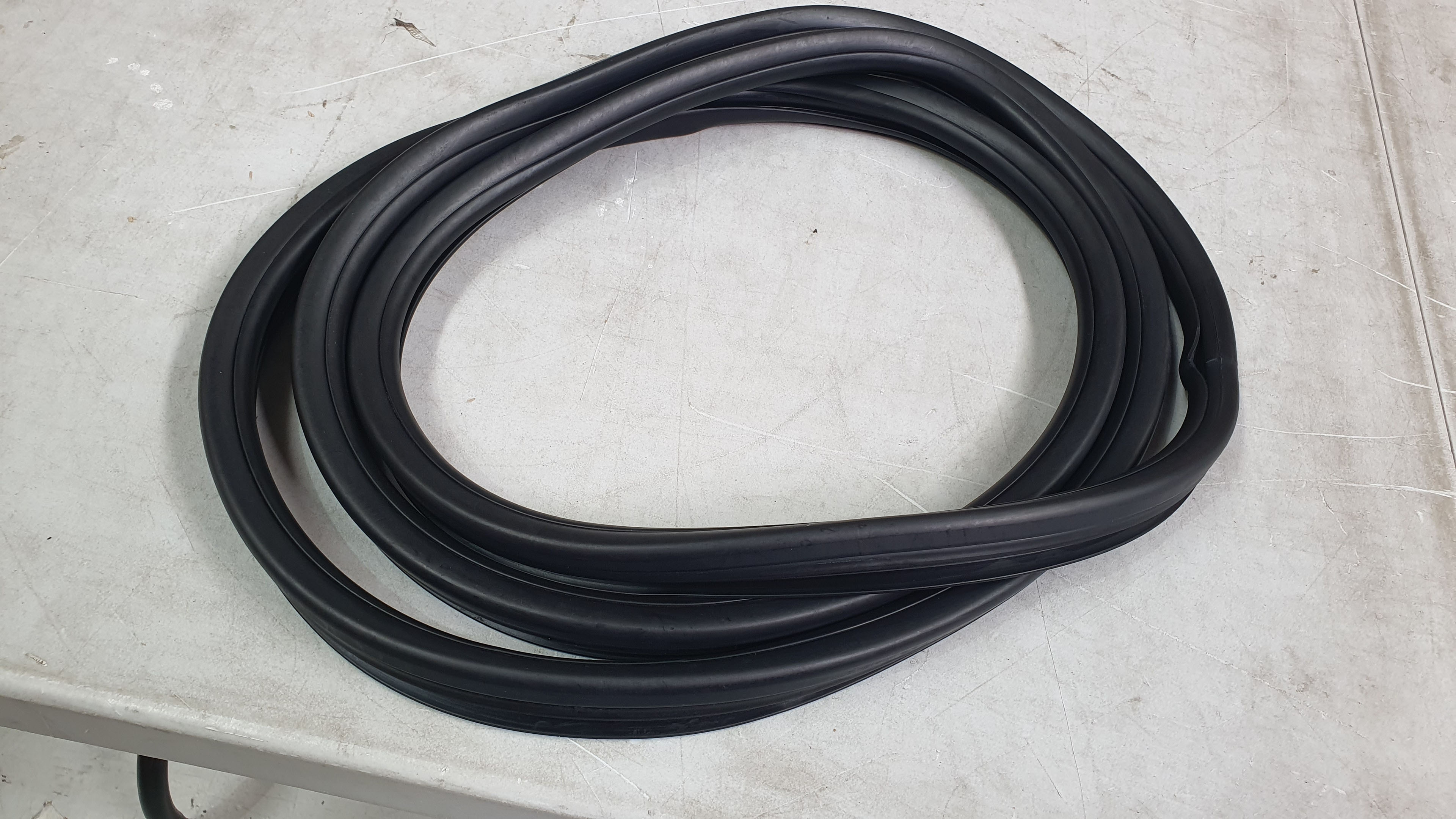 Ford Escort MK1 Front Windscreen Rubber / Seal
