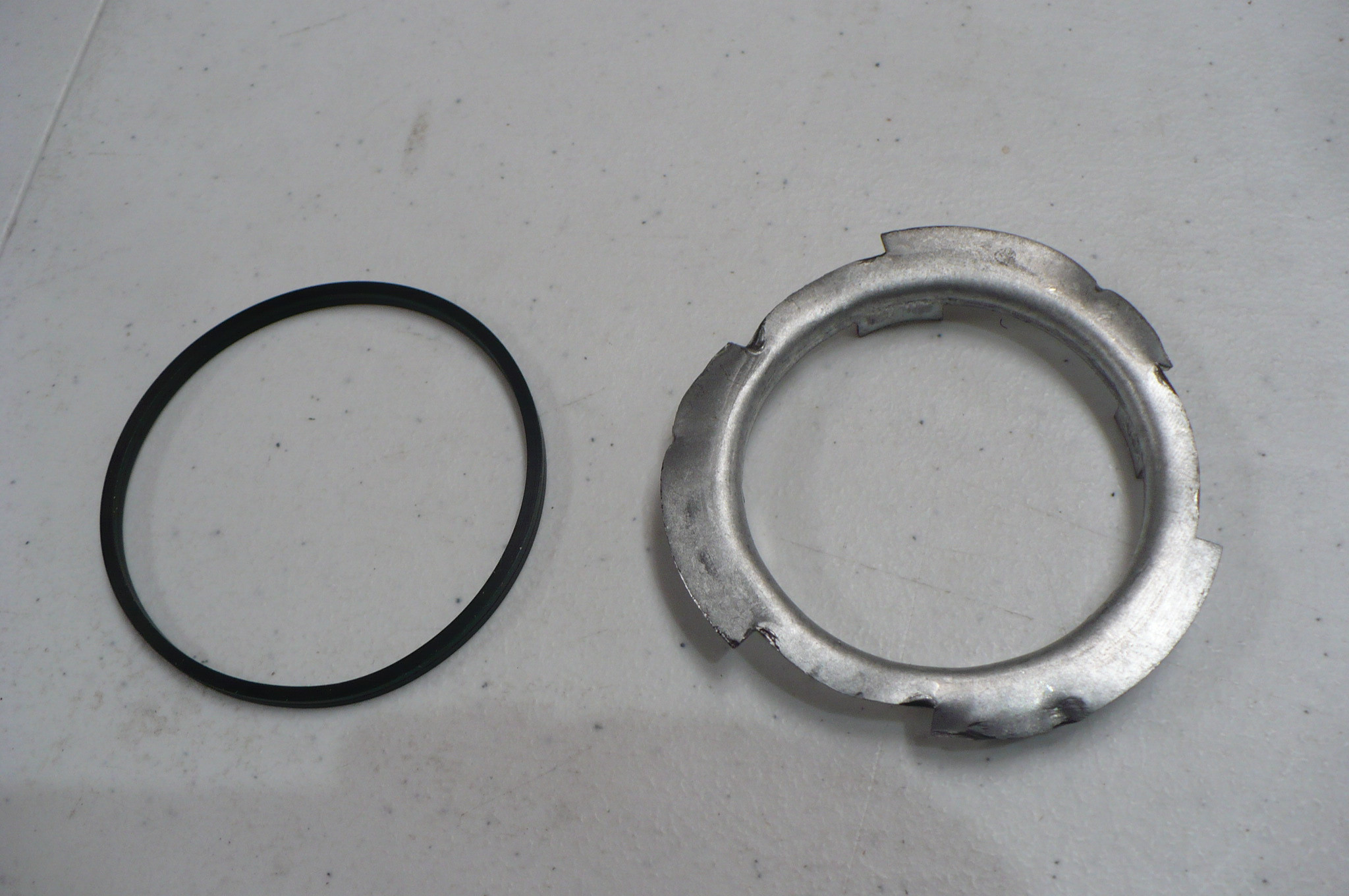 Mustang 1964-1973 Sender Lock Ring with Seal