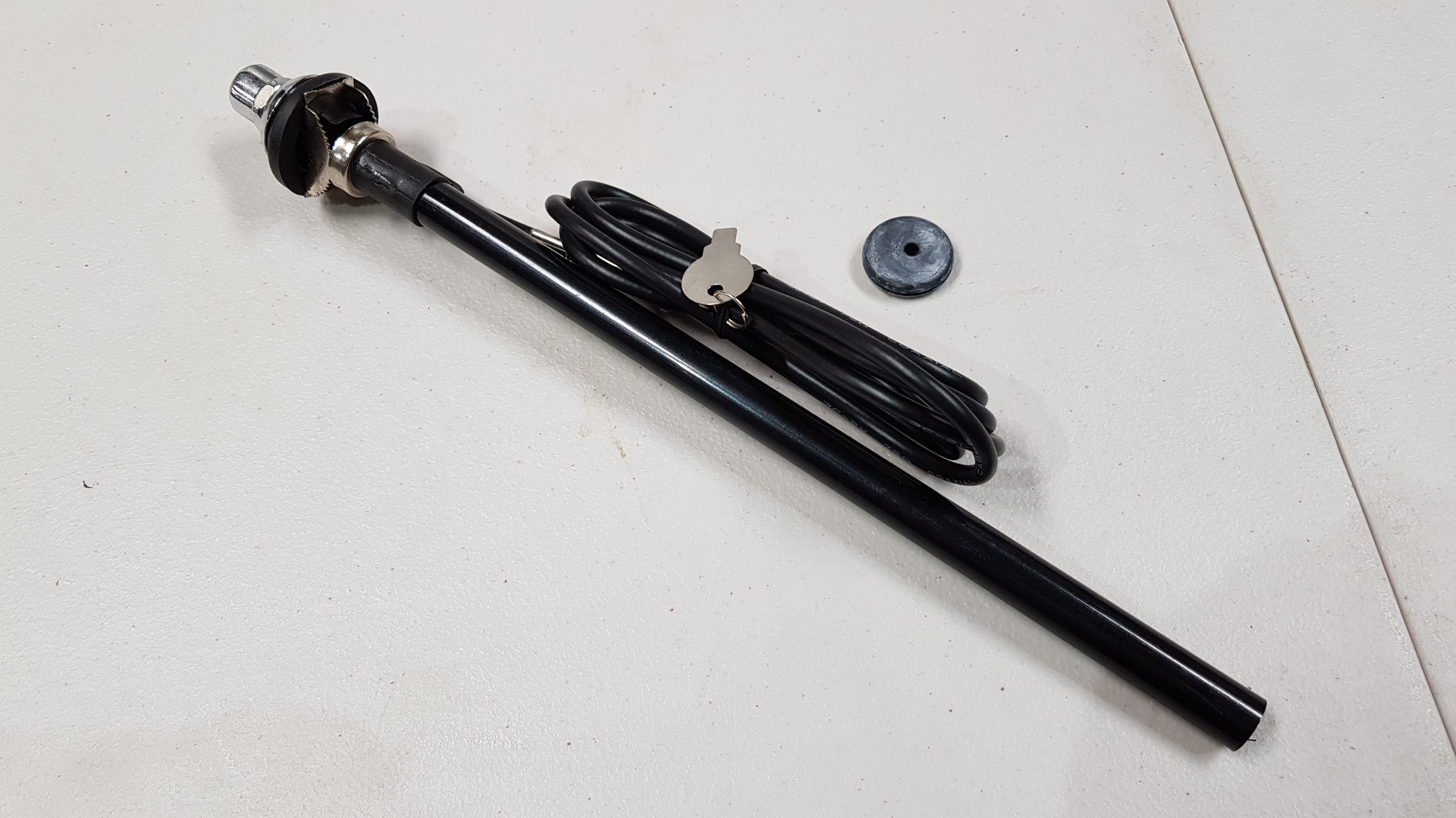 Ford Falcon XW-XC Lock down Antenna