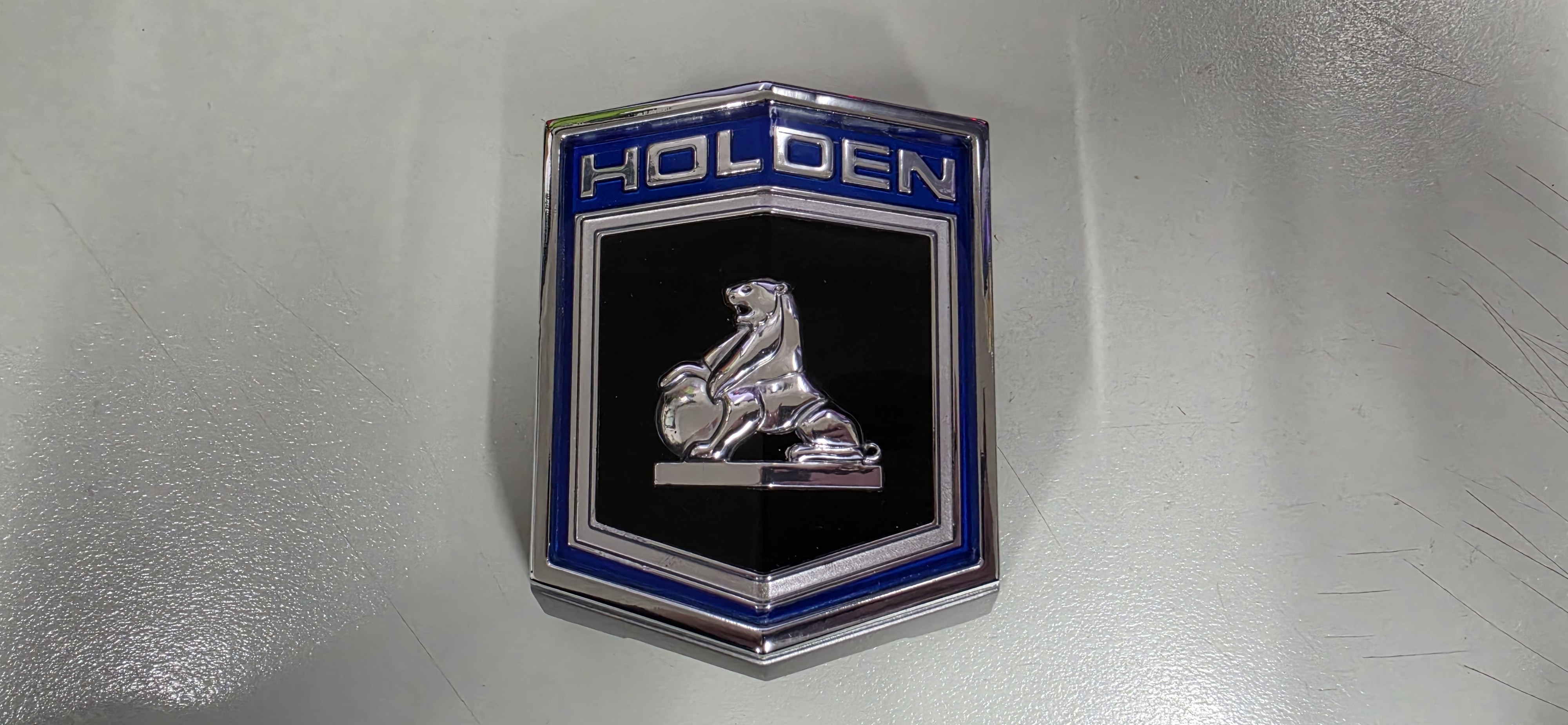 Holden HQ Kingswood / Premier Grille Badge **FIRST SAMPLES** **READ DESCRIPTION**