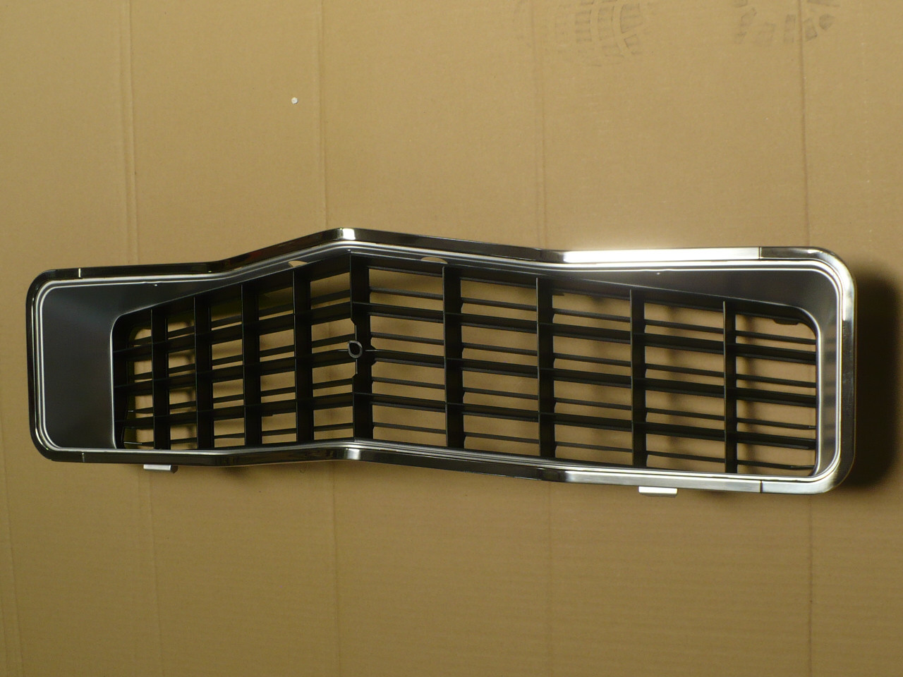 Holden Torana LJ GTR XU-1 Front Grille