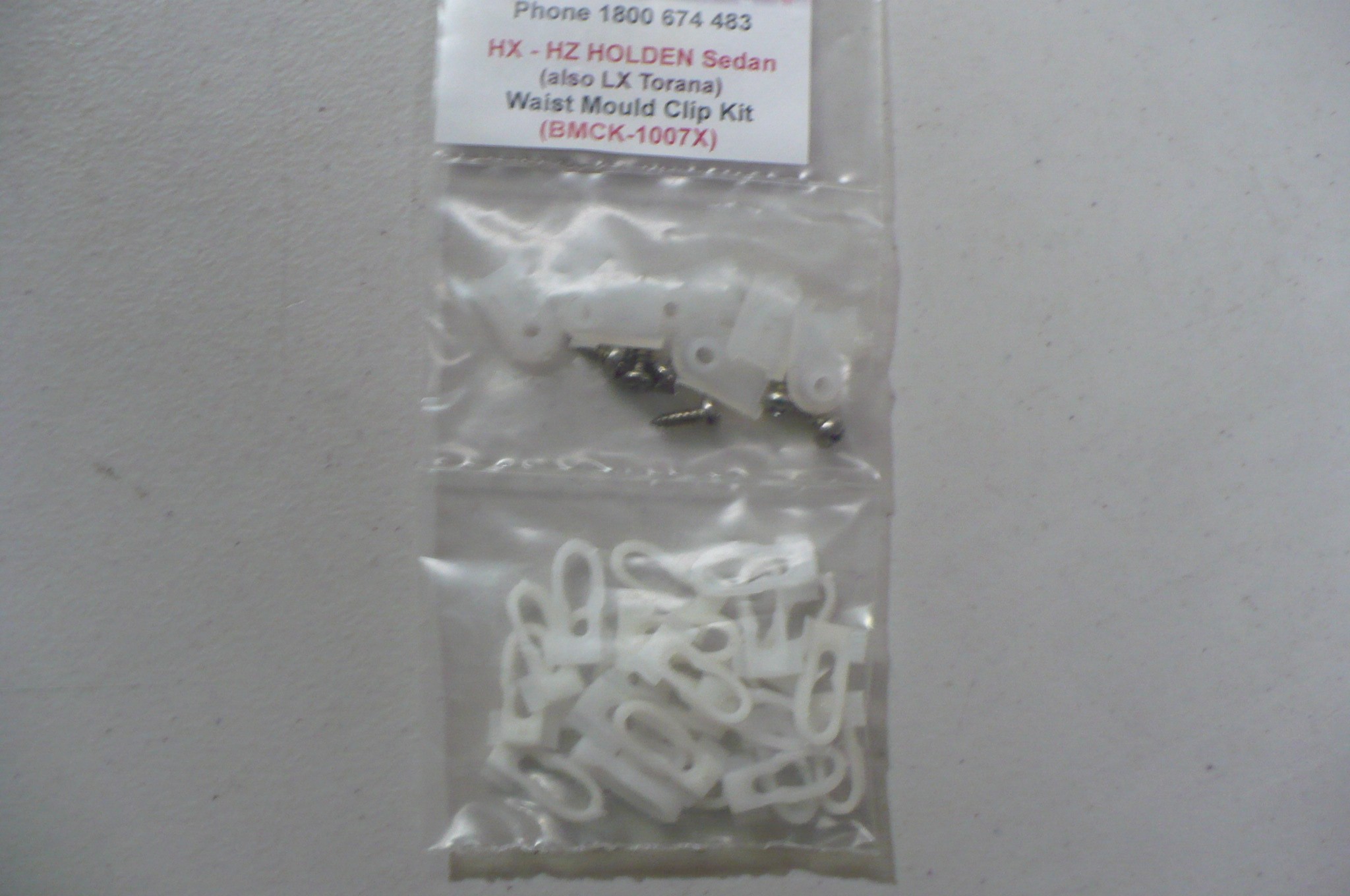 Holden HX-HZ Sedan & Torana LX Waist Mould Clip Kit