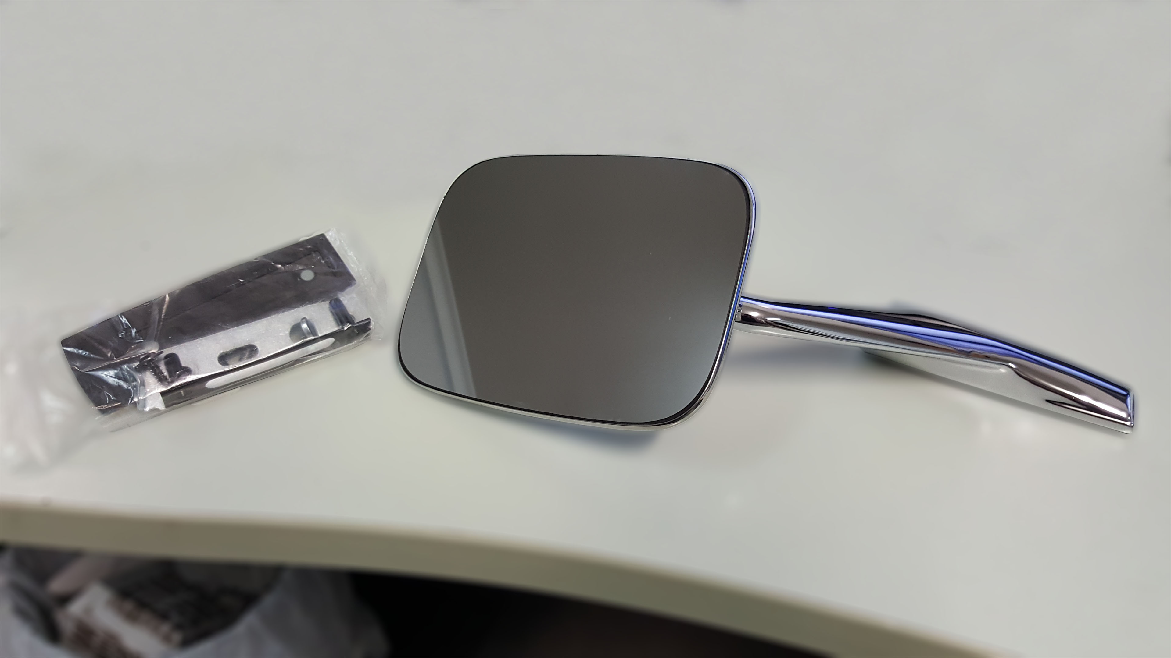 Holden HQ-WB Door Mirror With Assembly