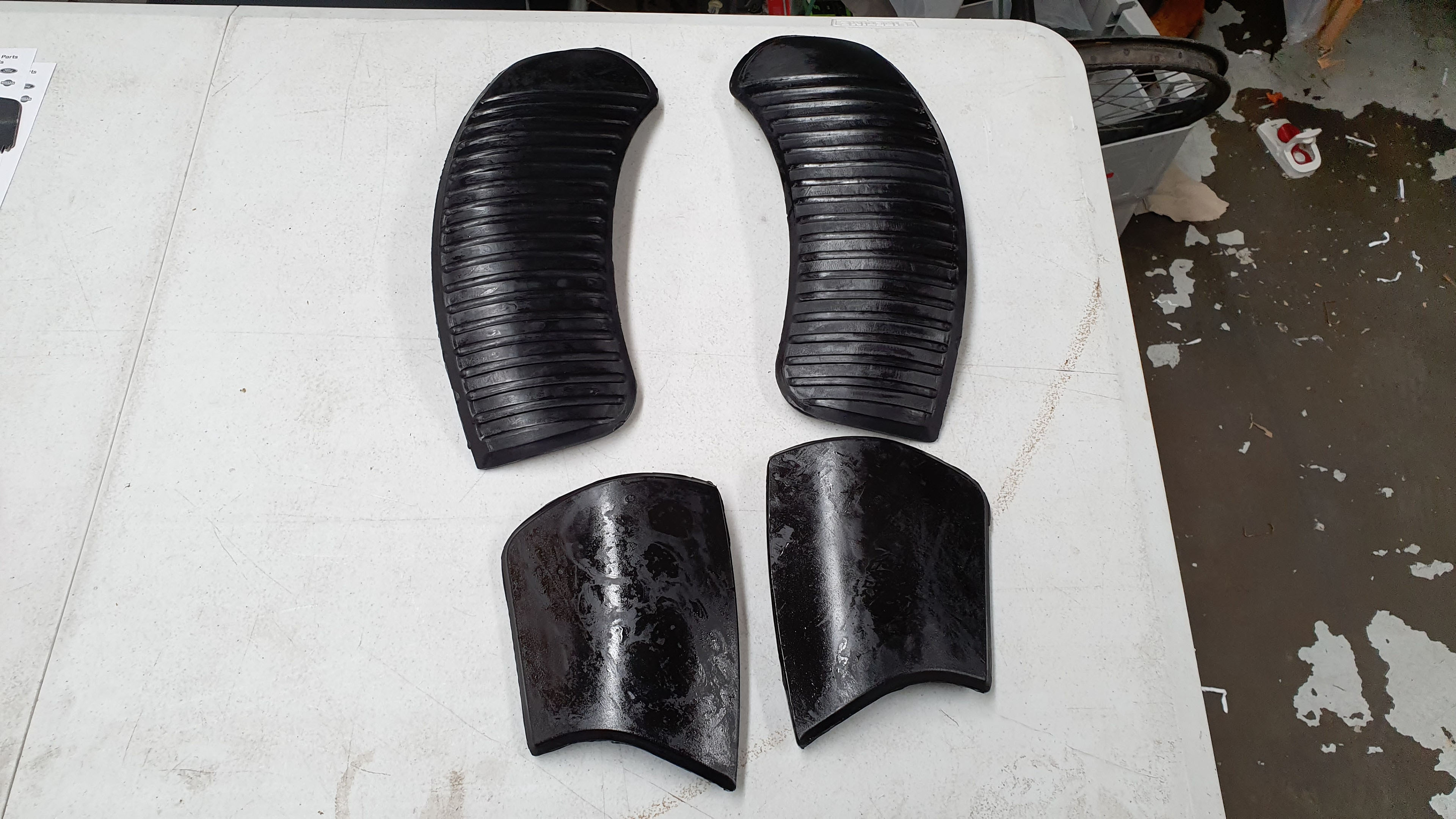 Fx holden deals parts