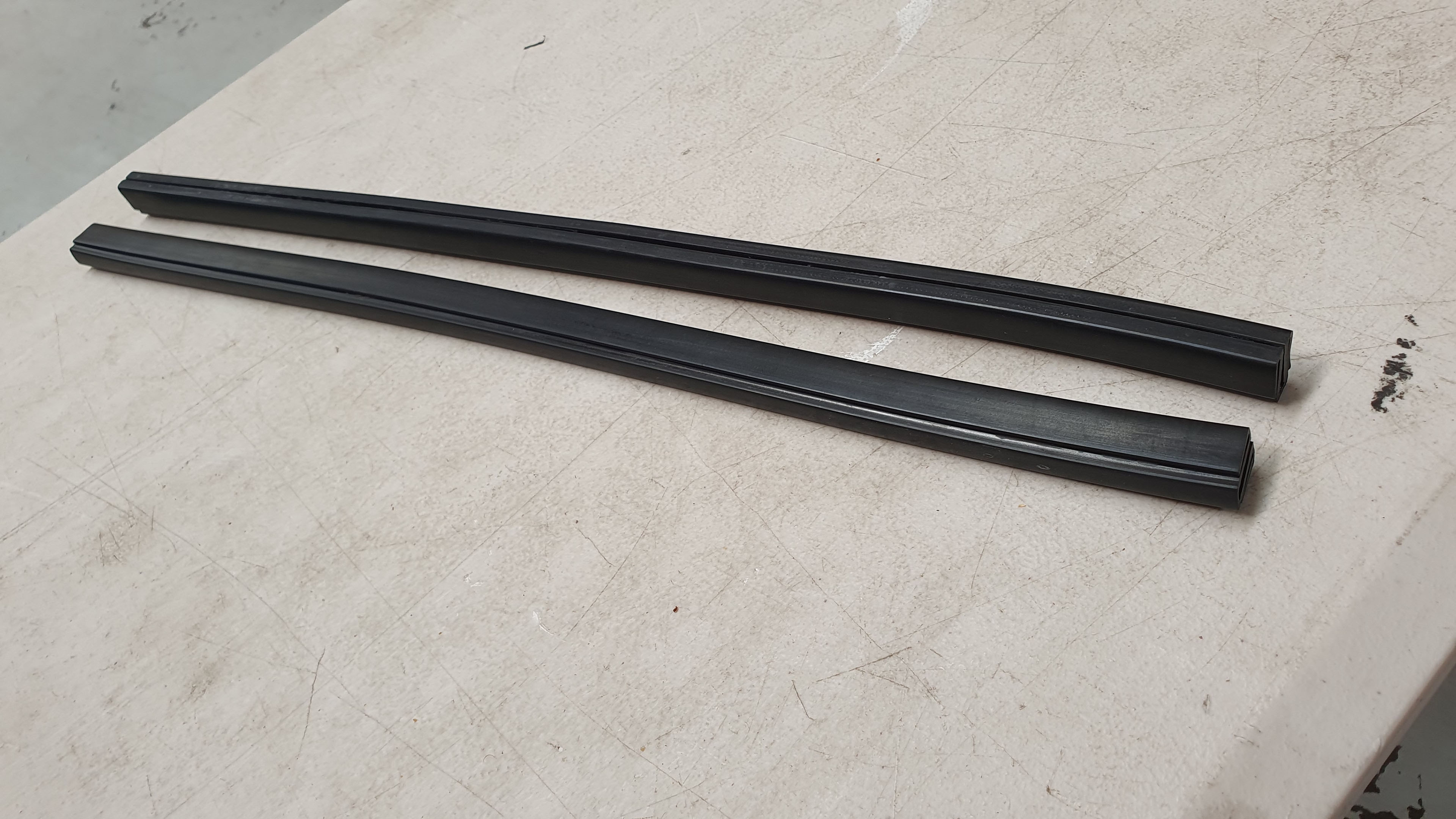 Ford Falcon XR-XY Ute Door / Window Glass to Lifter Channel Rubber