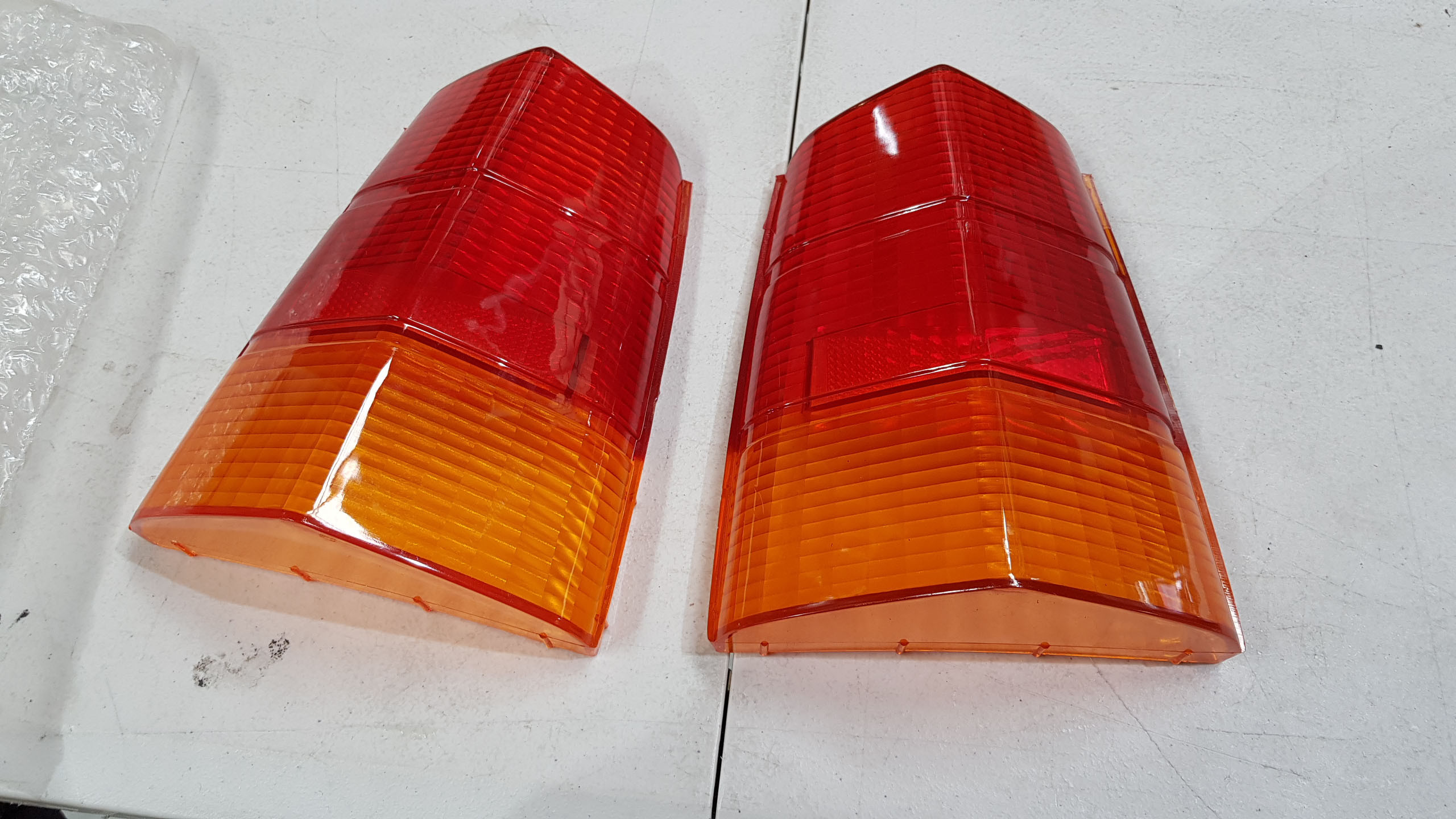 Holden HJ-HZ Statesman Tail Lamp Lens Pair