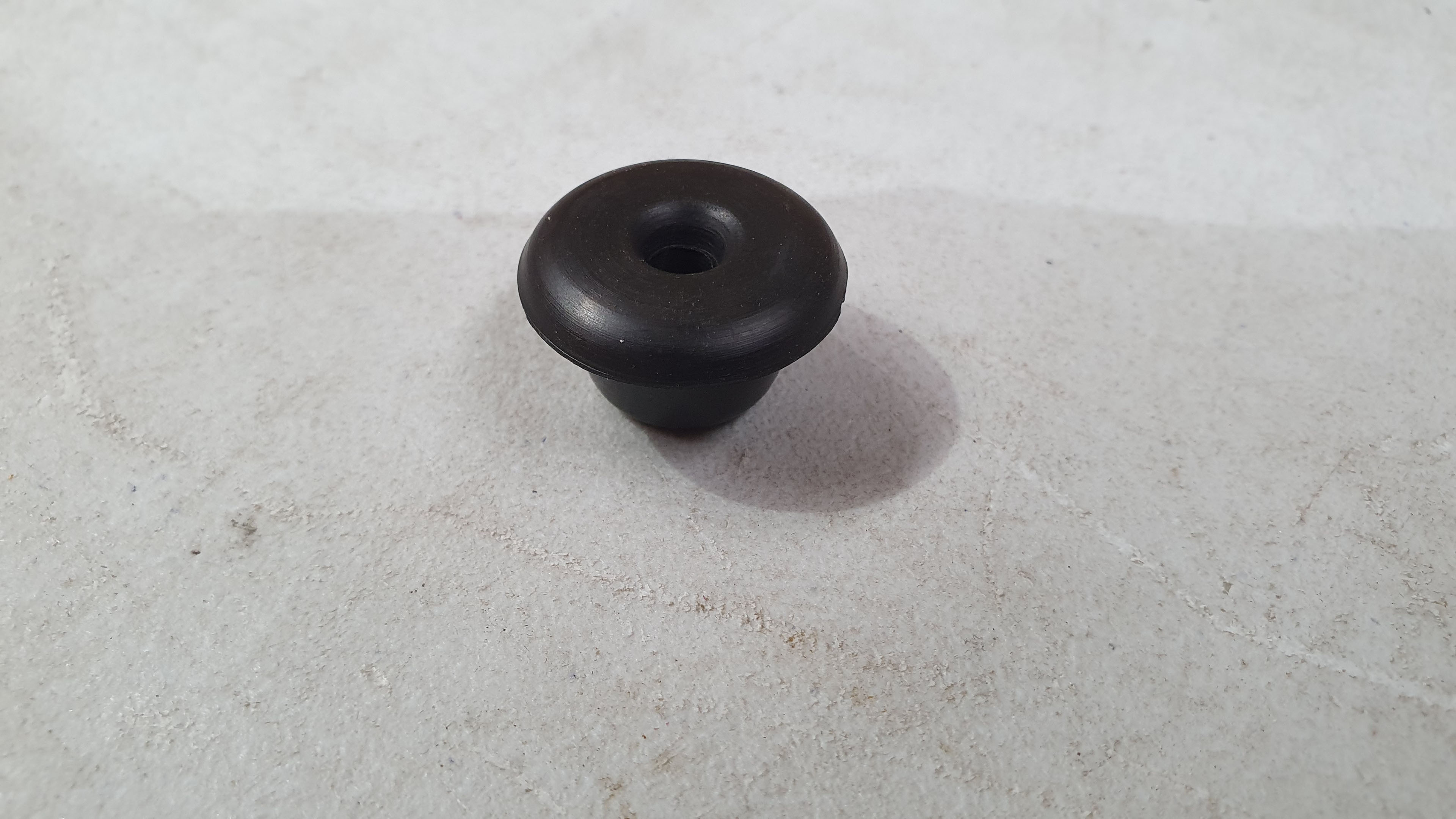 Ford Falcon XR-XY Choke Cable Grommet