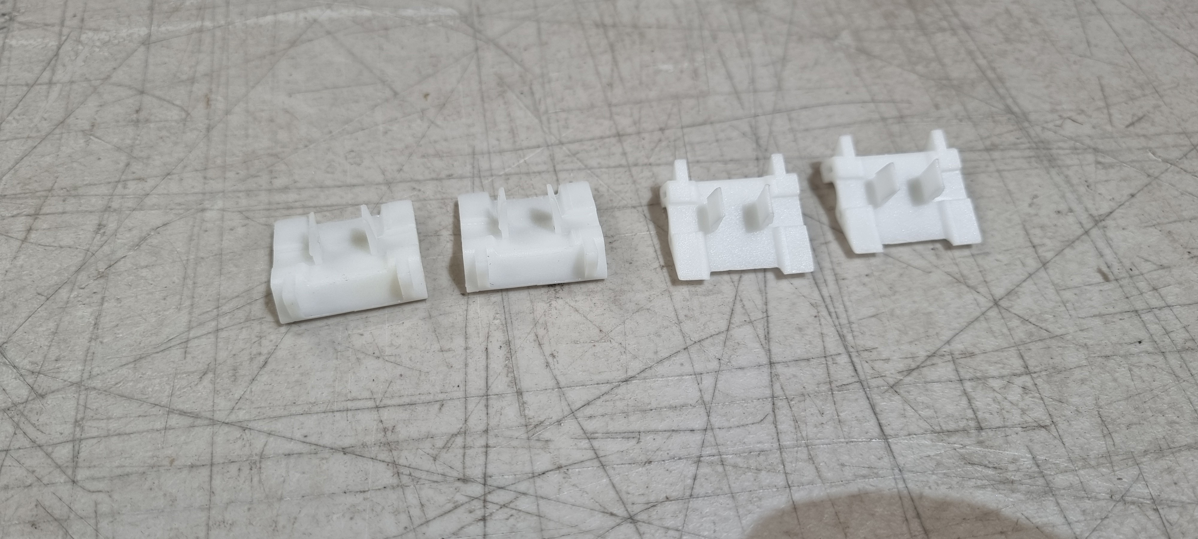 Holden Commodore VB-VK Headlight Mounting Clips 4PK