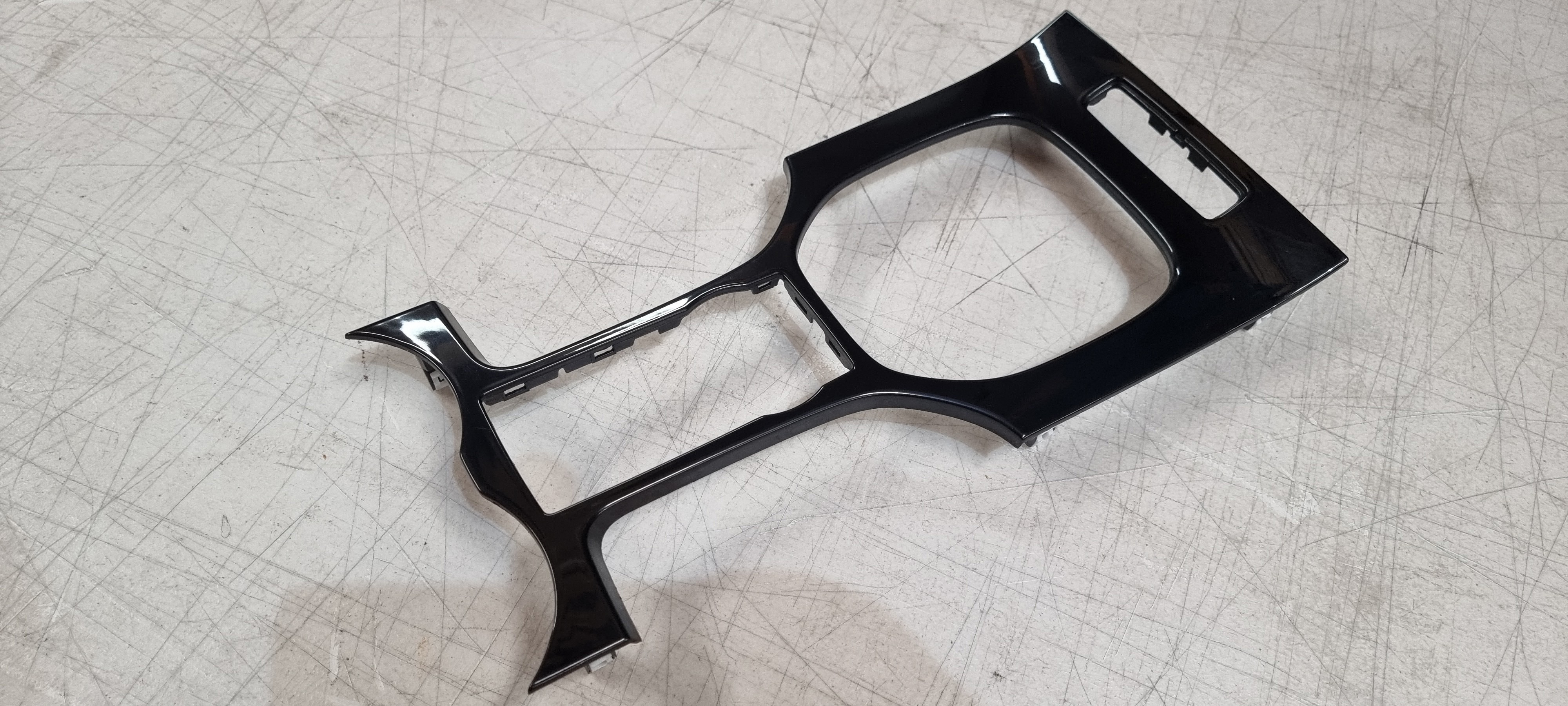 Holden Commodore VE Series 2 Manual Surround 