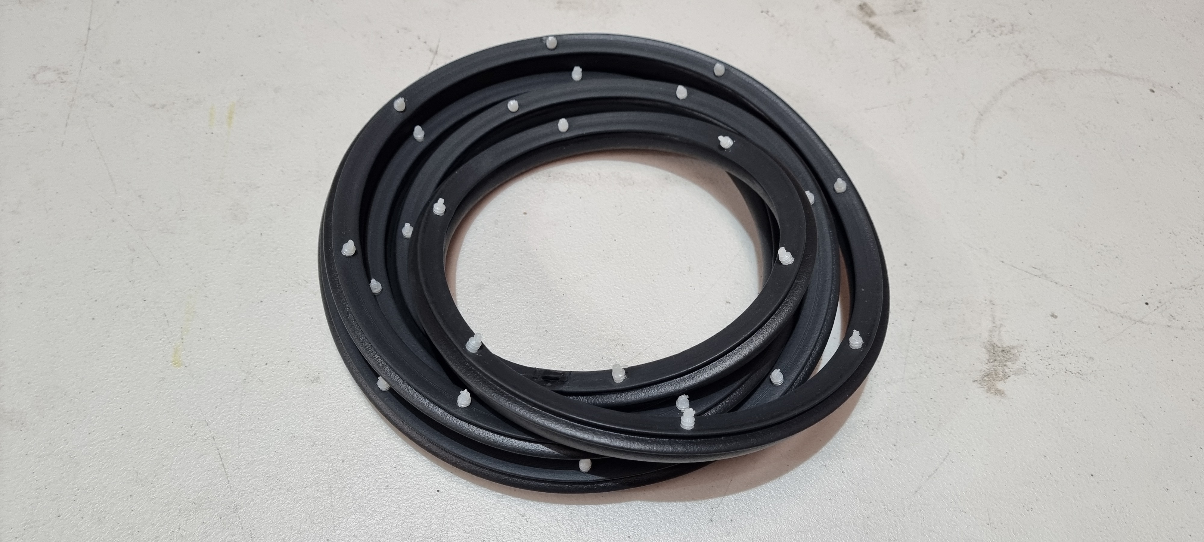 Holden Torana LC-LJ Boot / Trunk Rubber / Seal