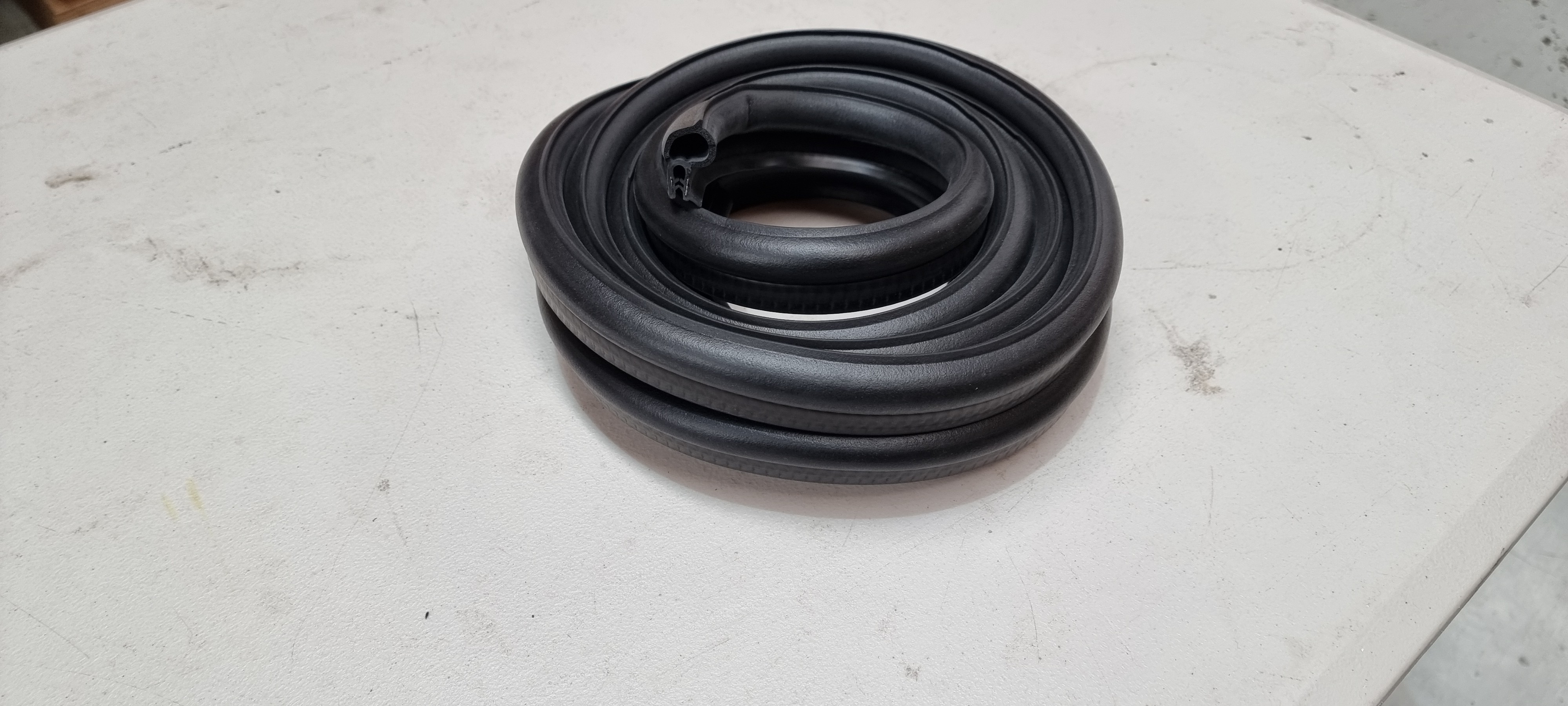 Holden Commodore VN-VS Wagon Boot / Trunk Rubber / Seal