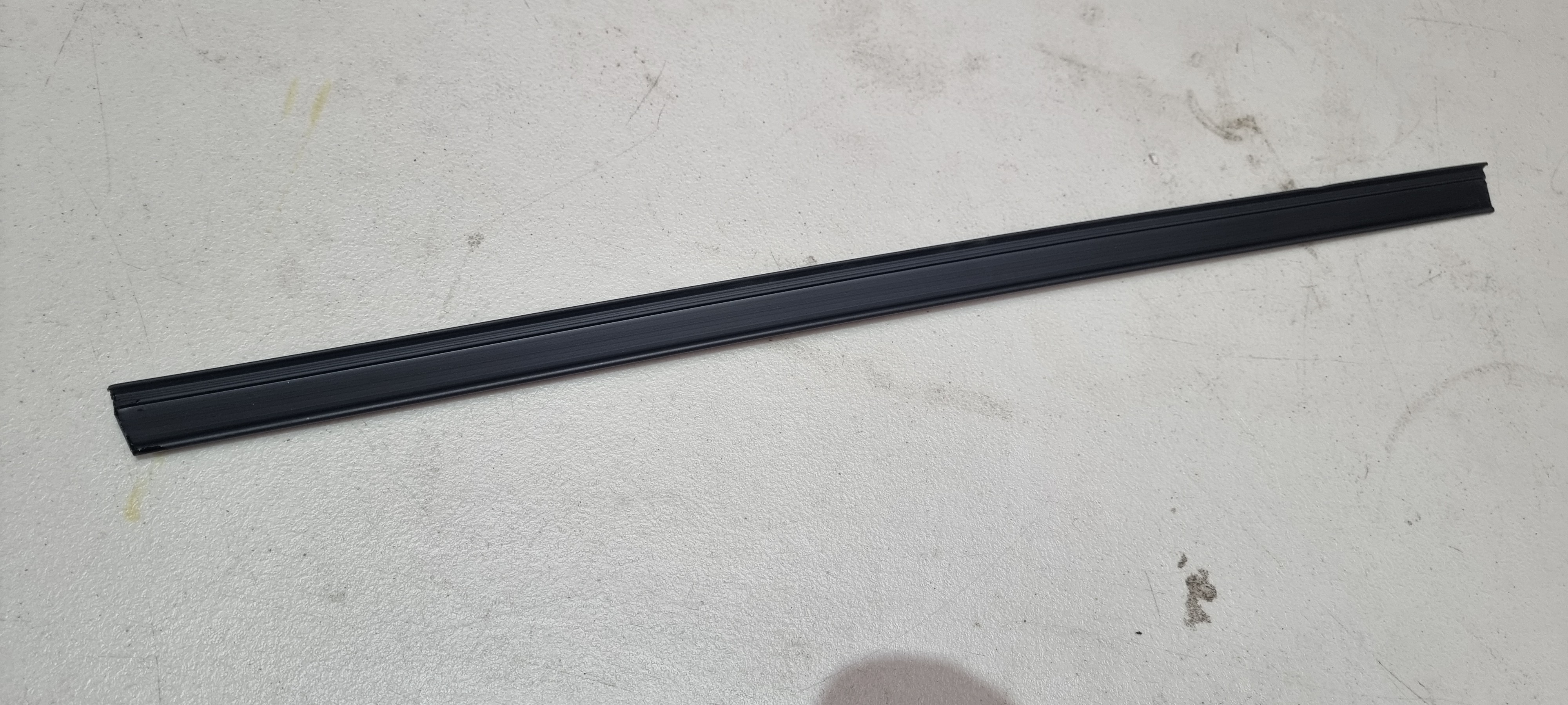 Holden HQ-HZ Sedan Rear Inner Door Belt