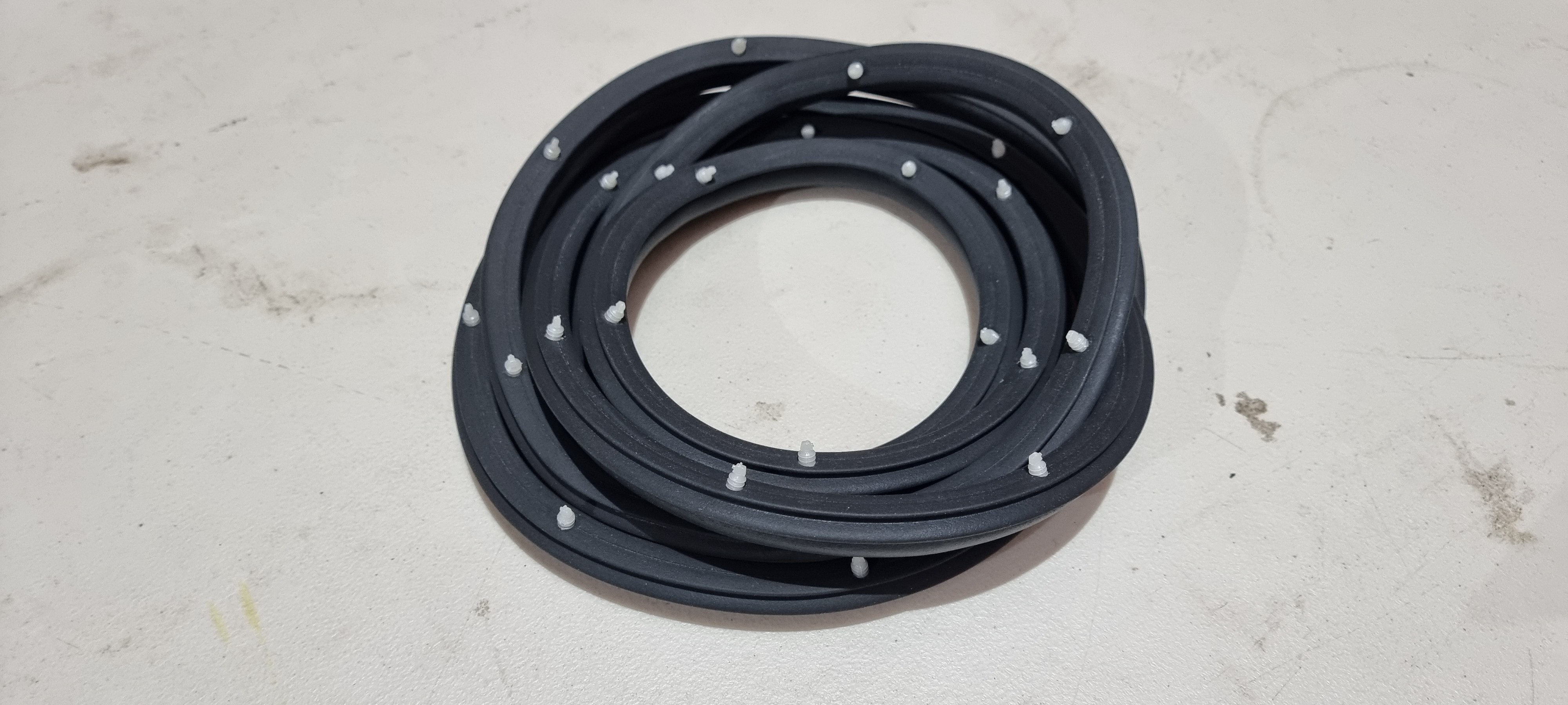Holden WB Statesman Rear Door Rubber / Seal
