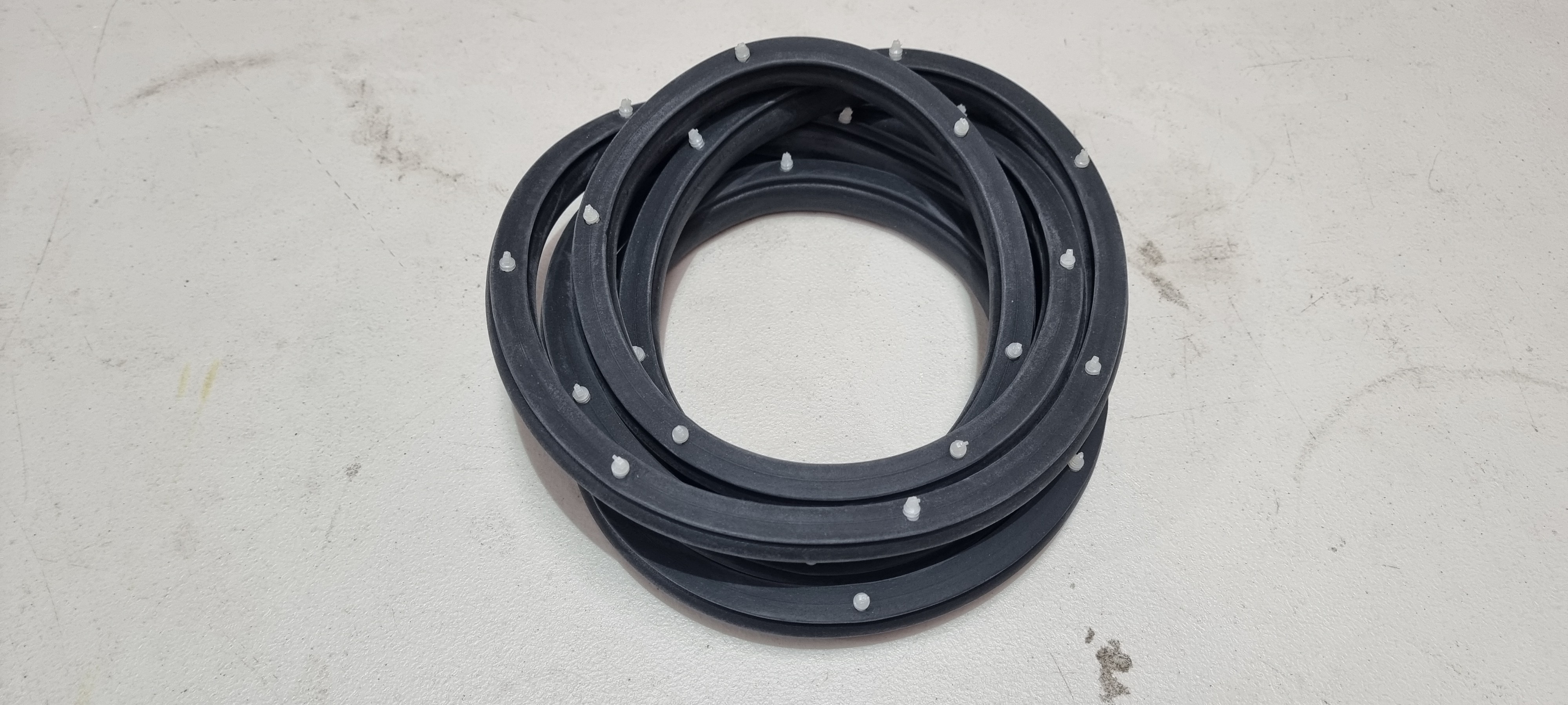 Holden HD-HR Wagon Rear Door Rubber / Seal