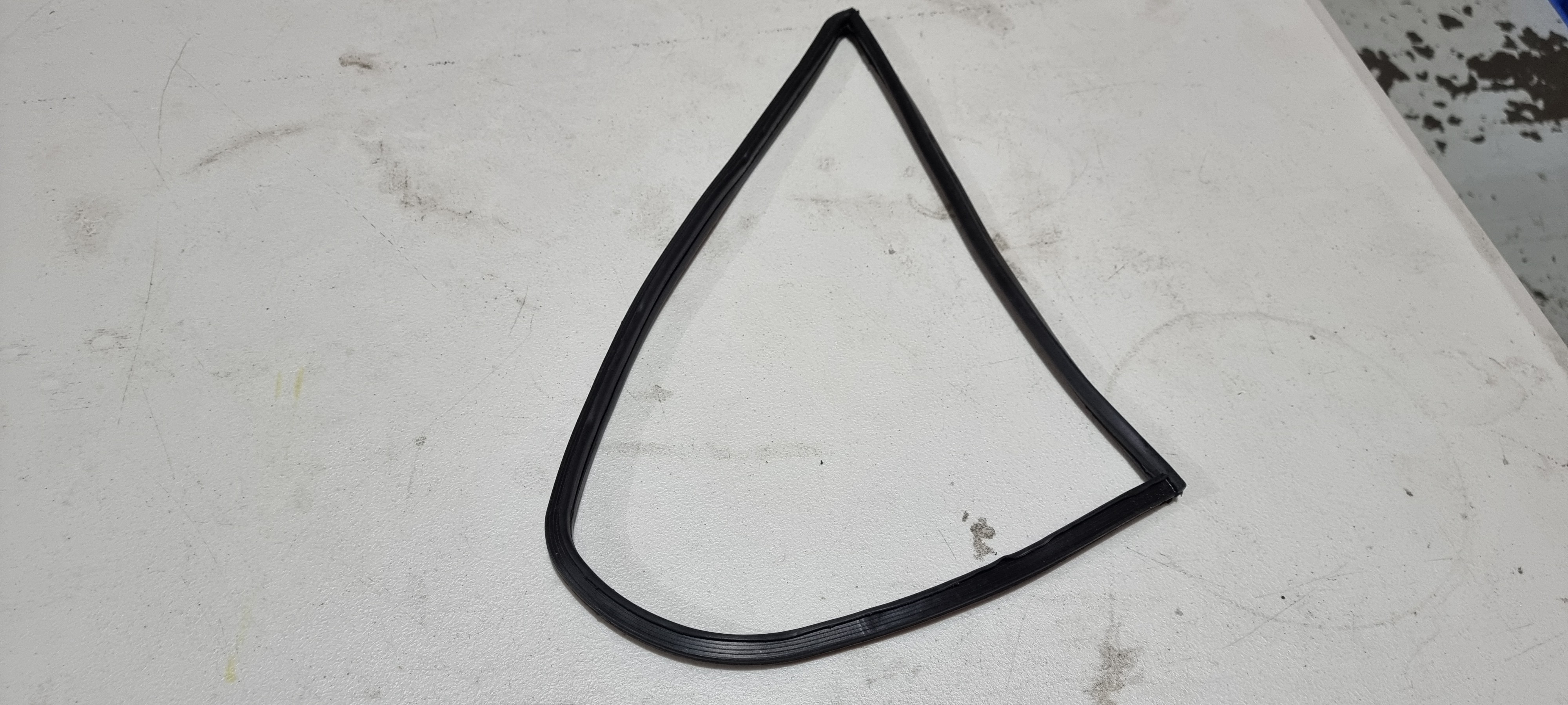 Holden Torana LH-UC Sedan Rear Quarter Vent Rubber / Seal