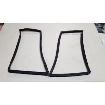 Datsun 1600 Wagon Rear Door Quarter Vent Rubber / Seal Set