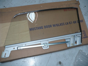 Mustang 67-68 Convertible Door Glass Complete LH