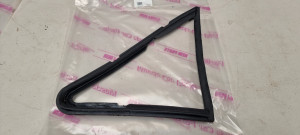 Ford Escort MK1 Right Hand Quarter / Vent Rubber