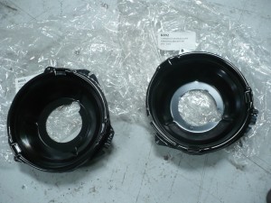 Camaro 1967-1969 Headlamp Buckets (Pair)