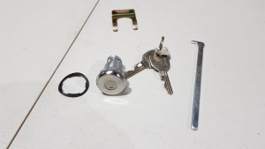 Holden FE-UC Boot Lock & Keys
