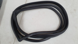 Ford Falcon XR-XT ZA-ZB  Rear Windscreen Rubber / Seal