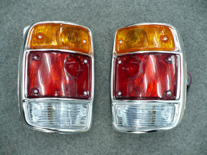 Datsun 1200 Ute Tail Lamps (Silver Trim)