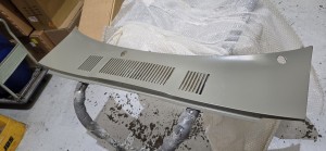 Datsun 240Z US Wiper Cowl Panel **Read Description**