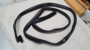 Left Hand Rear Panel Window Seal To Suit Toyota Landcruiser BJ40