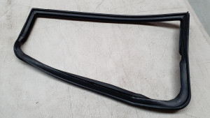 Left Hand Vent Window Rubber / Seal To Suit Toyota Landcruiser BJ40-FJ45